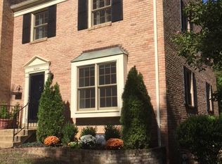9283 Bailey Ln, Fairfax, VA 22031