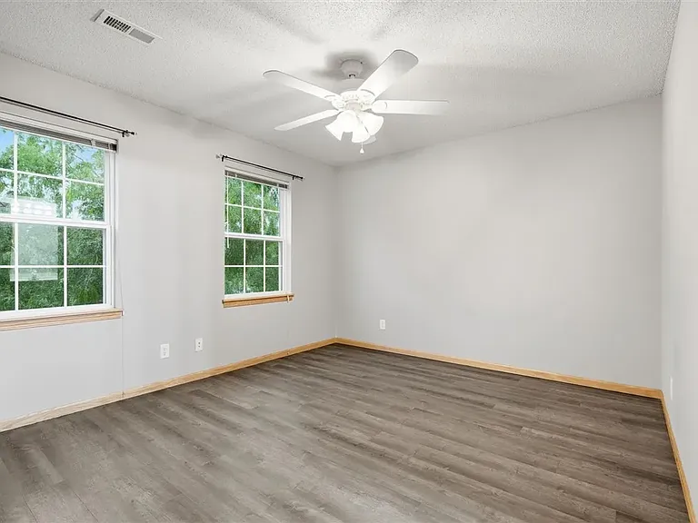 880 Rachael St #301 — Photo 14