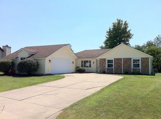 1213 N Swiss Dr, Muncie, IN 47304