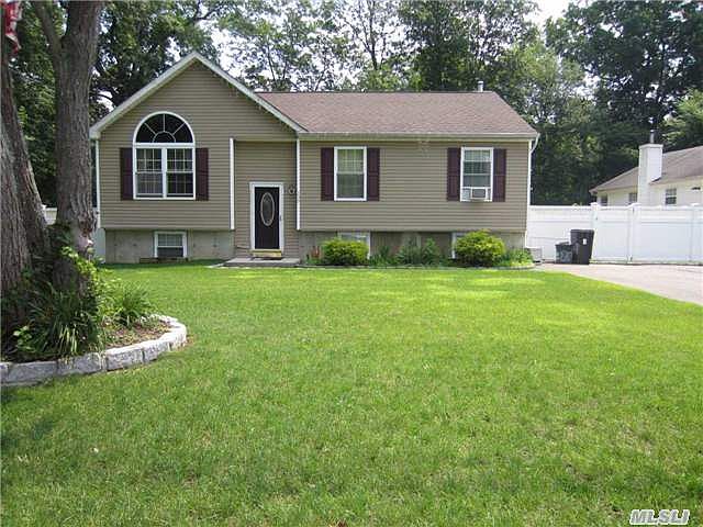 1st image of 209 Swezey Ln
