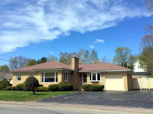 20 Boston Avenue, Winslow, ME 04901