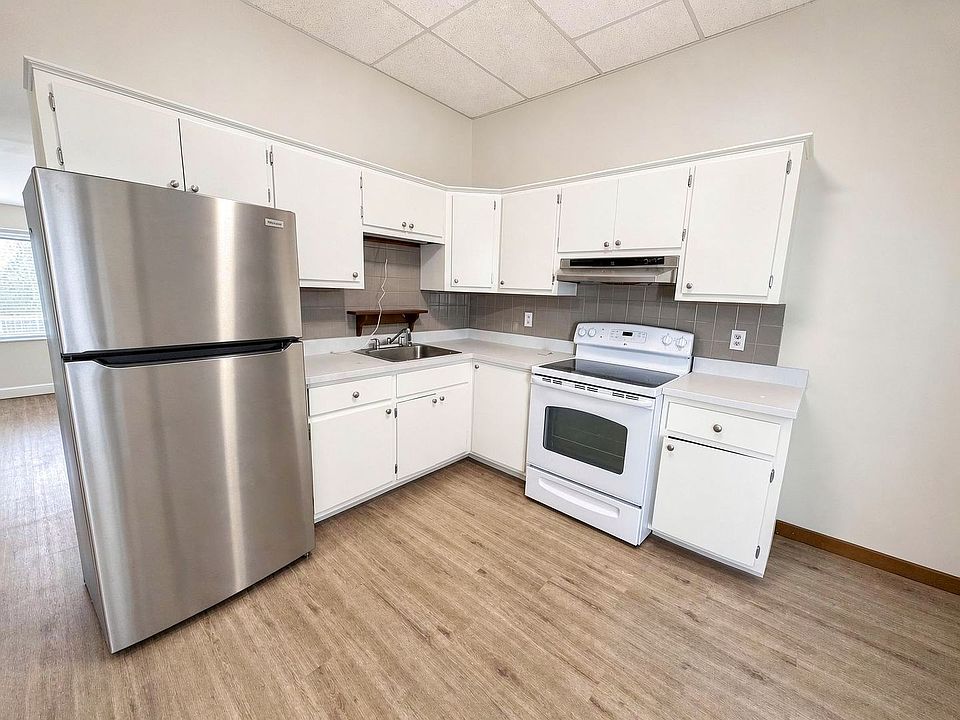 1st image of 216 Central St #2F