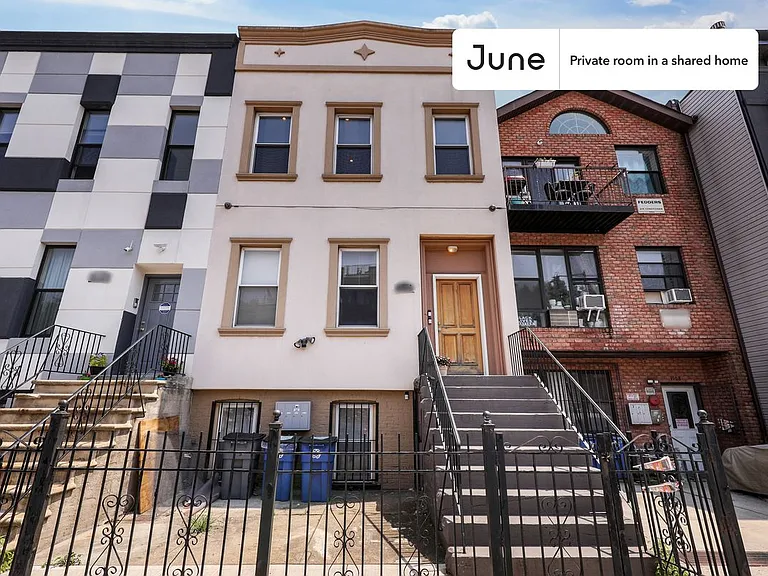 1110 Halsey St #D — Photo 17