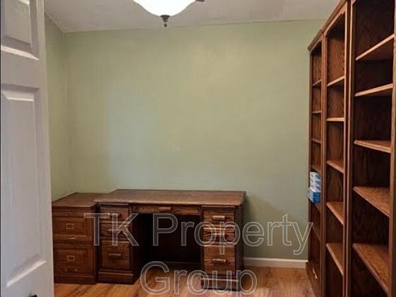 4th image of 19378 Peyton Pl #1