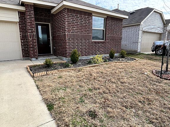 2nd image of 5628 Elwood Dr