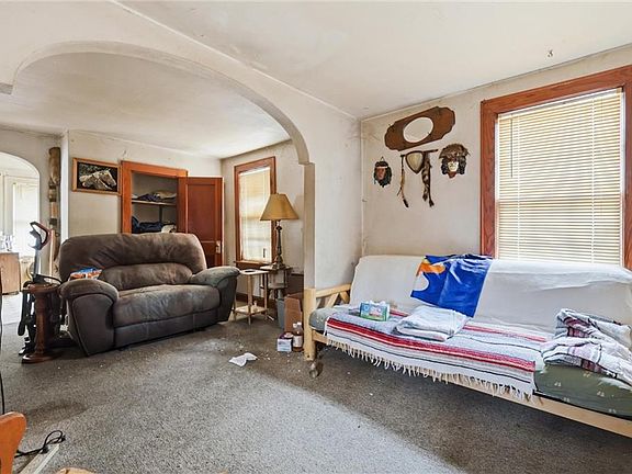 5th image of 1209 S Spring St