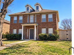 9214 Barton Creek Dr, Rowlett, TX 75089