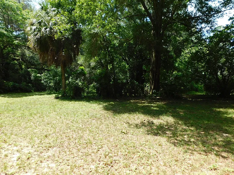 5725 E University Ave — Photo 8