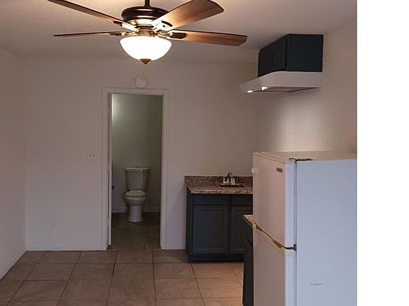 4th image of 13039 Market St #101