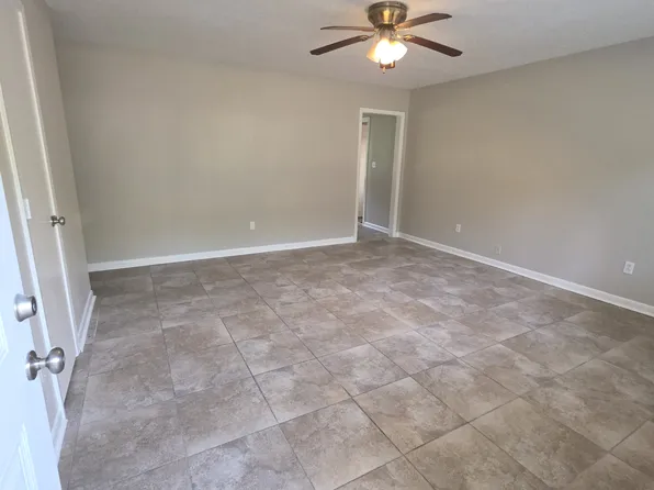 1311 Brookside Dr, Forrest City, AR 72335
