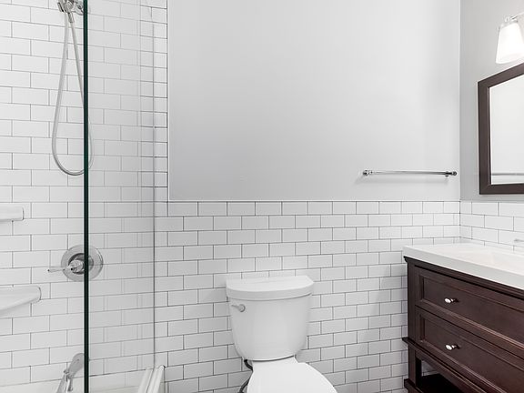 5th image of 524 E 82nd St APT 2