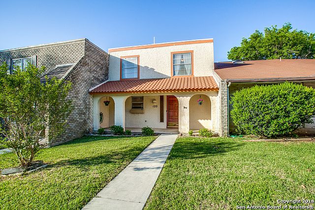 1st image of 132 Amistad Blvd