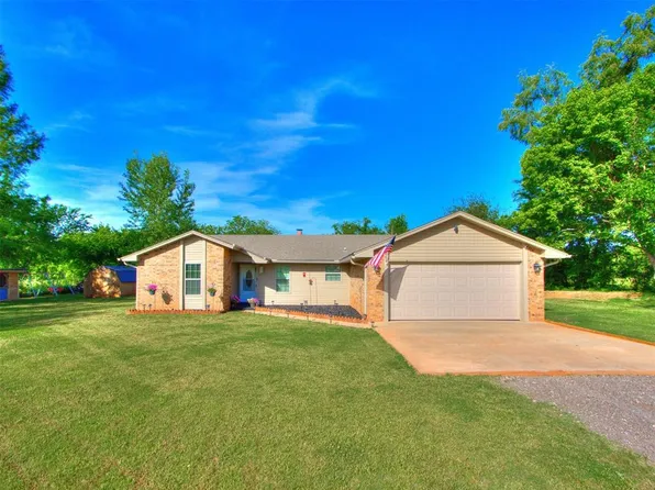 16861 Winding Creek Dr, Newalla, OK 74857