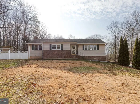 211 Kirkhoff Rd, Westminster, MD 21158