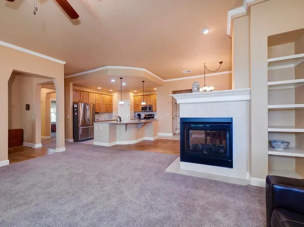 1379 Charles Dr #B-4, Longmont, CO 80503