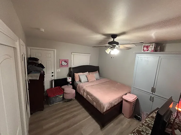 2107 San Luis St — Photo 2