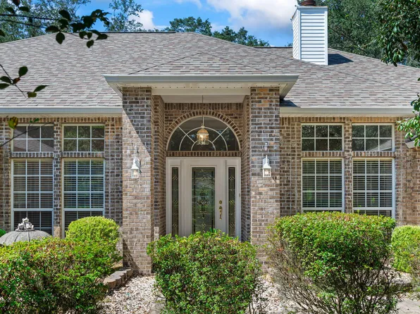 2727 Muirfield Dr, Navarre, FL 32566