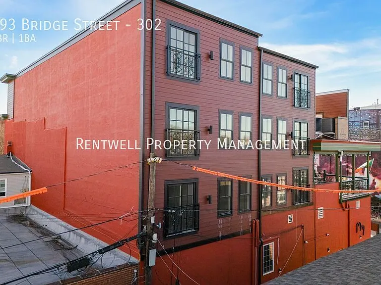 193 Bridge St #302 — Photo 17