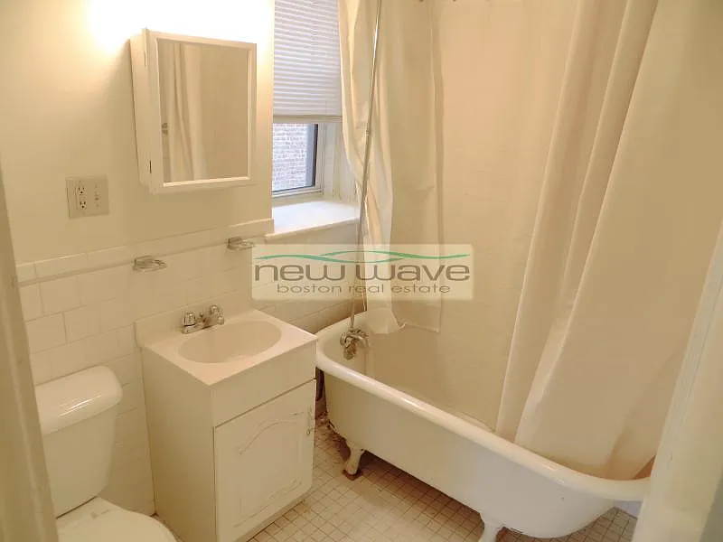 1 bed, 600 sqft, $2,800 — Photo 3