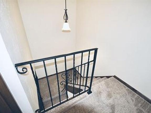 4th image of 2374 Canter Ln #A