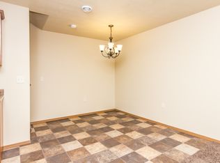 6708 S Santa Rosa Pl APT 7, Sioux Falls, SD 57108