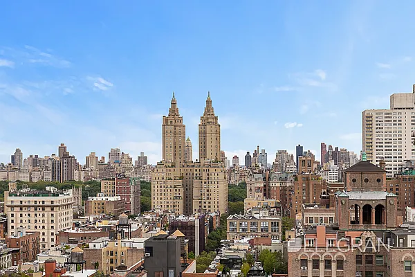 Sold by (Legacy) Elegran | media 20