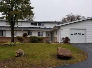 1107 Danvers Ct #13, Schaumburg, IL 60193
