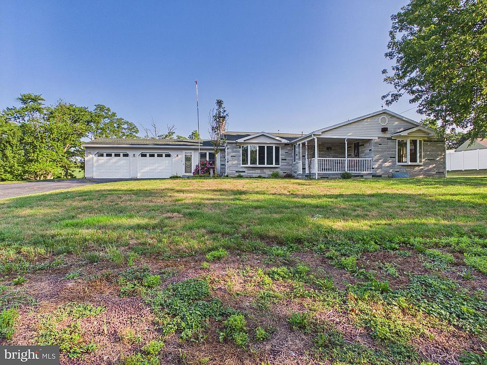 1st image of 8664 Jonestown Rd