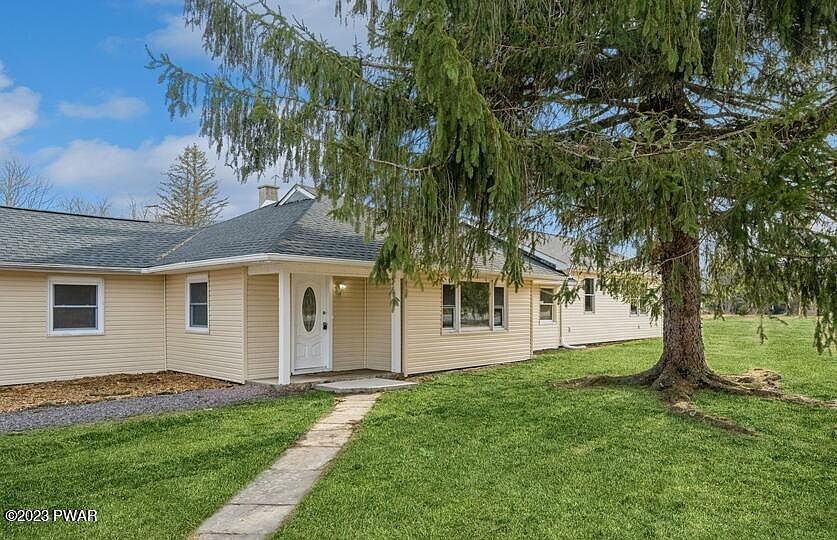 716 Main St, Gouldsboro, PA 18424 MLS PW230743 Zillow