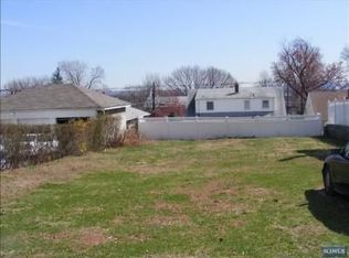 130 Columbia St, Wood Ridge, NJ 07075