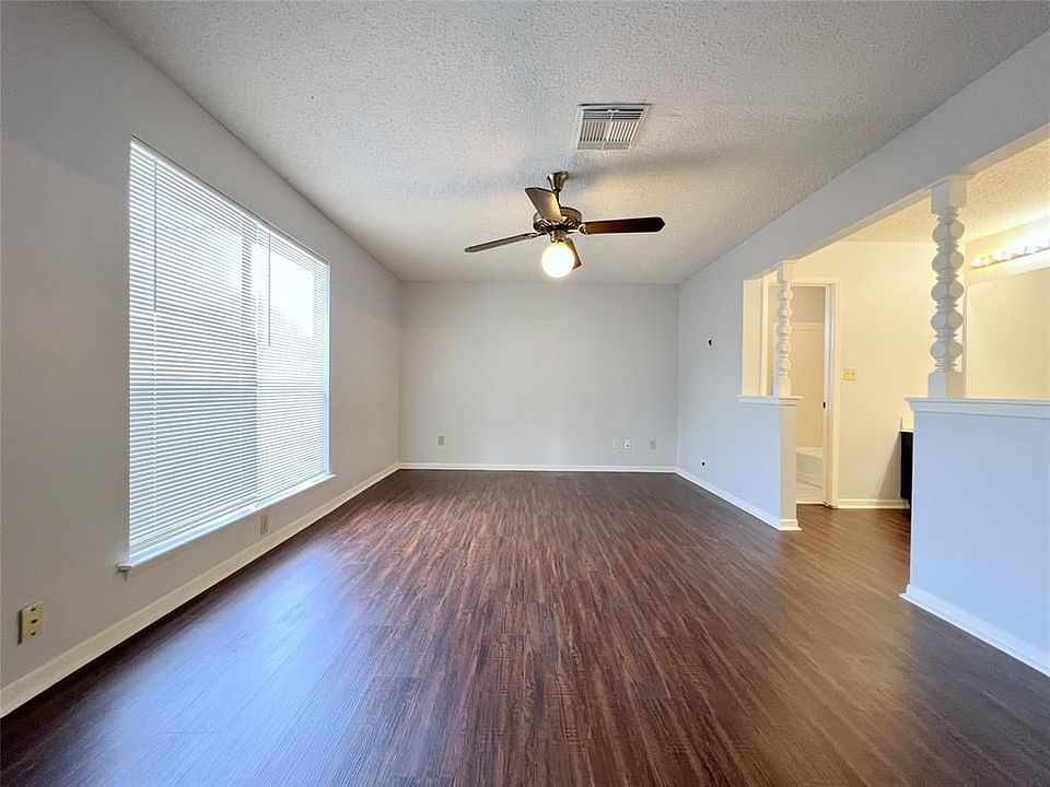 1st image of 2535 Planters Row