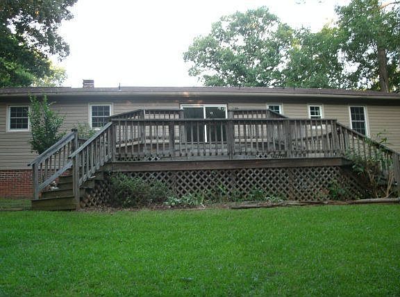 3rd image of 311 Orchard Dr
