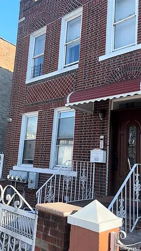 315 Legion St #2R Photo 1