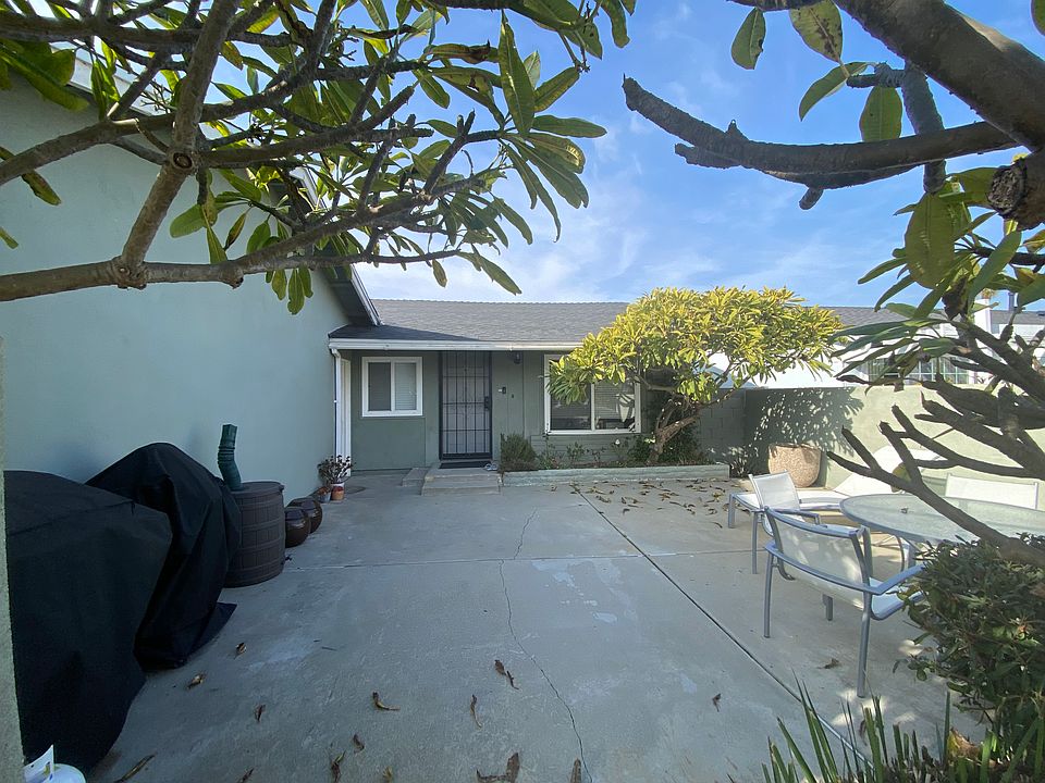 2nd image of 23517 Sidlee Pl