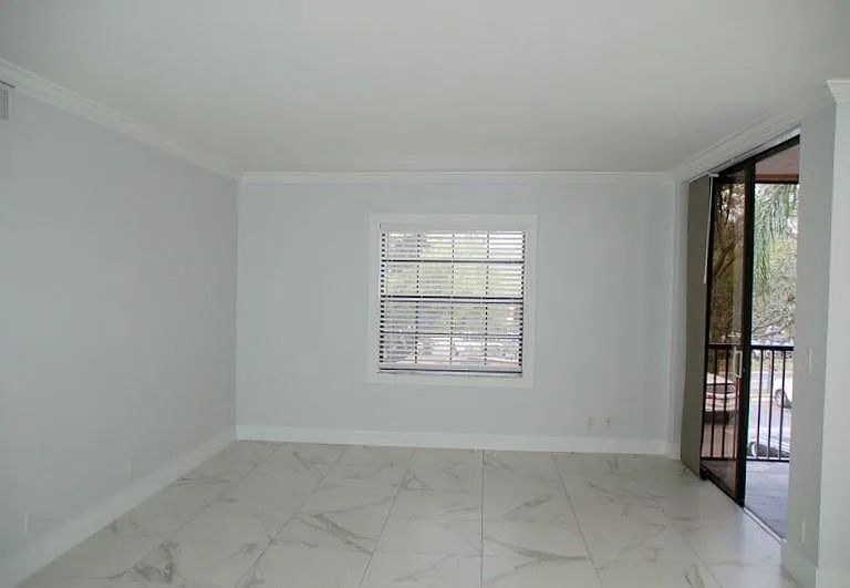 10700 NW 14th St #146 — Photo 10