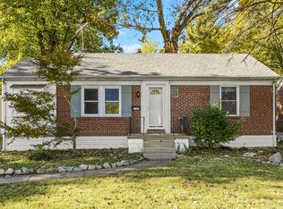 1305 S New Florissant Rd, Florissant, MO 63031