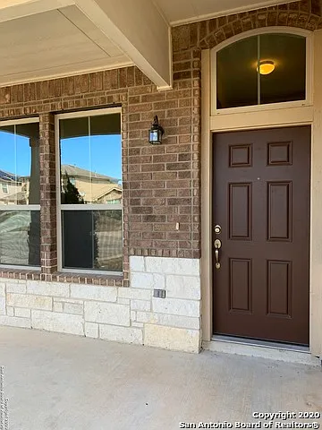 8418 Meadow Plns