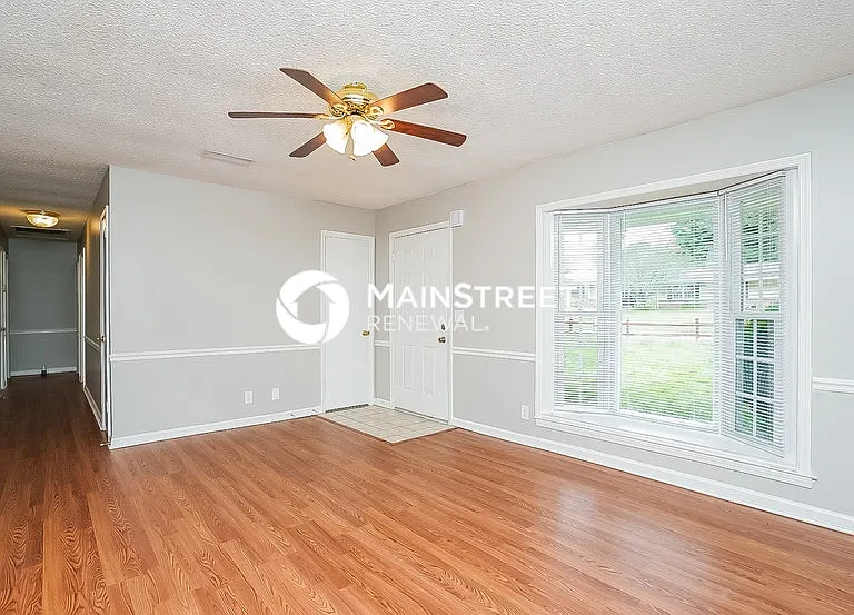 4336 Central Valley Dr — Photo 11