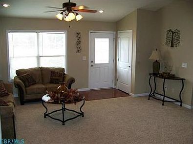 2nd image of 510 Hickory Ln