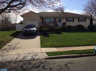 54 Endicott Rd, Hamilton, NJ 08690