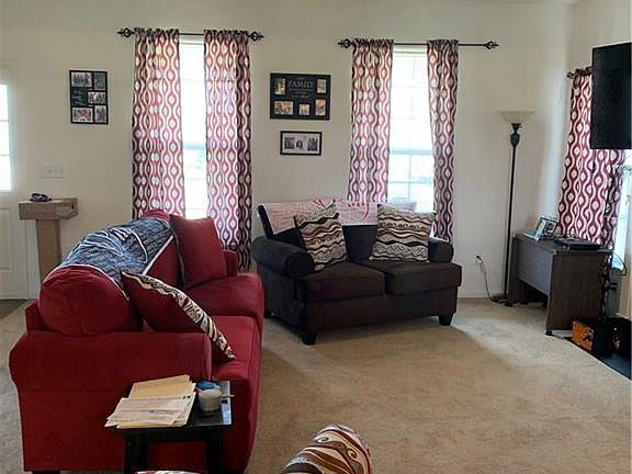 3rd image of 5007 Kings Grant Cir