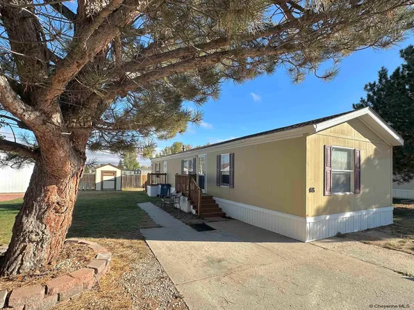 418 Lori Rd, Cheyenne, WY 82007