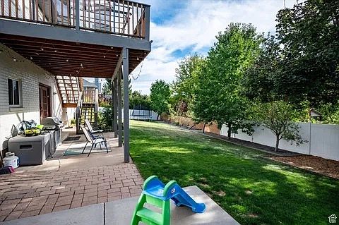 3rd image of 1540 James Dr #B