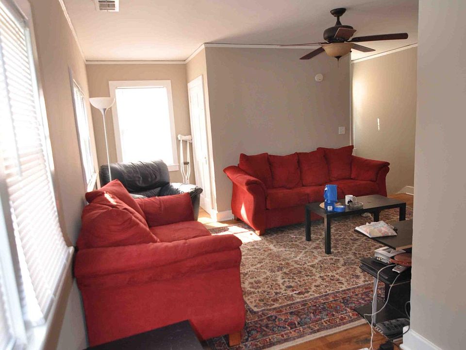 2nd image of 2107 Reynolds St