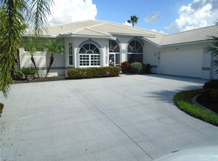 10509 Curry Palm Ln, Fort Myers, FL 33966