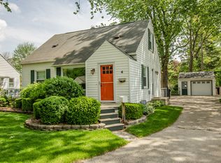 4 E Livingston Ct, Midland, MI 48642