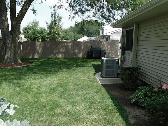 5th image of 925 Natoma Ct