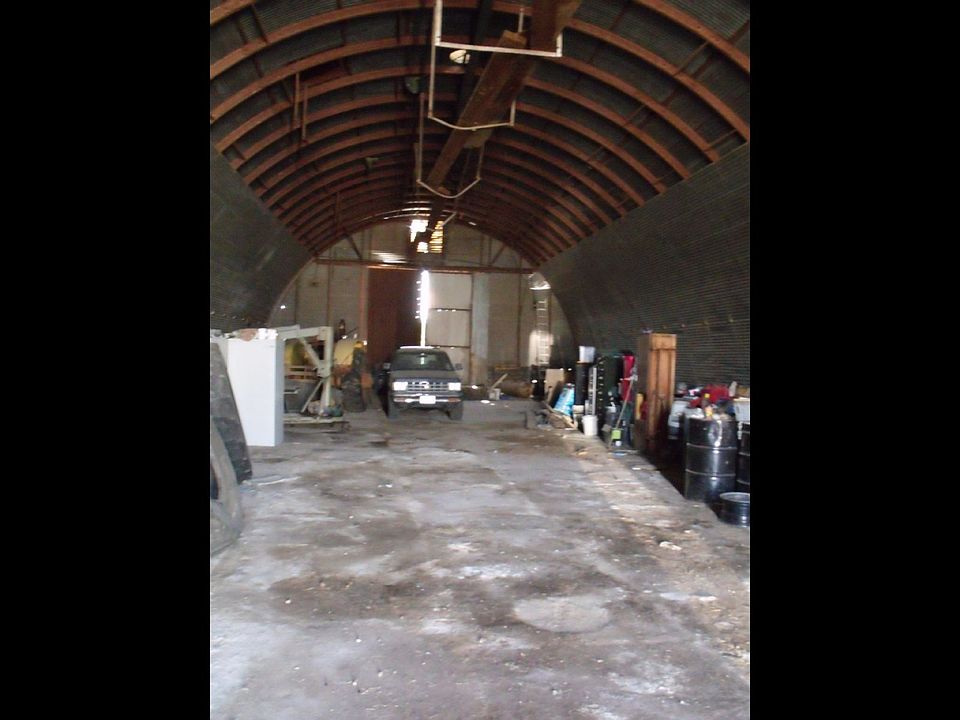 2nd image of 300 N 8th St