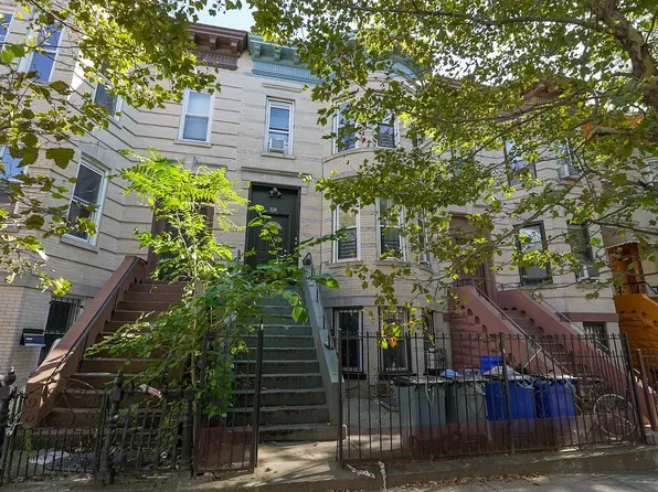 224 Weirfield St, Brooklyn, NY 11221
