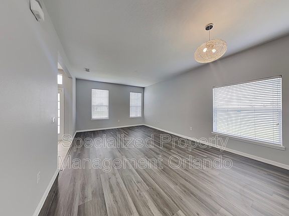 4th image of 1071 Vaquero Ln